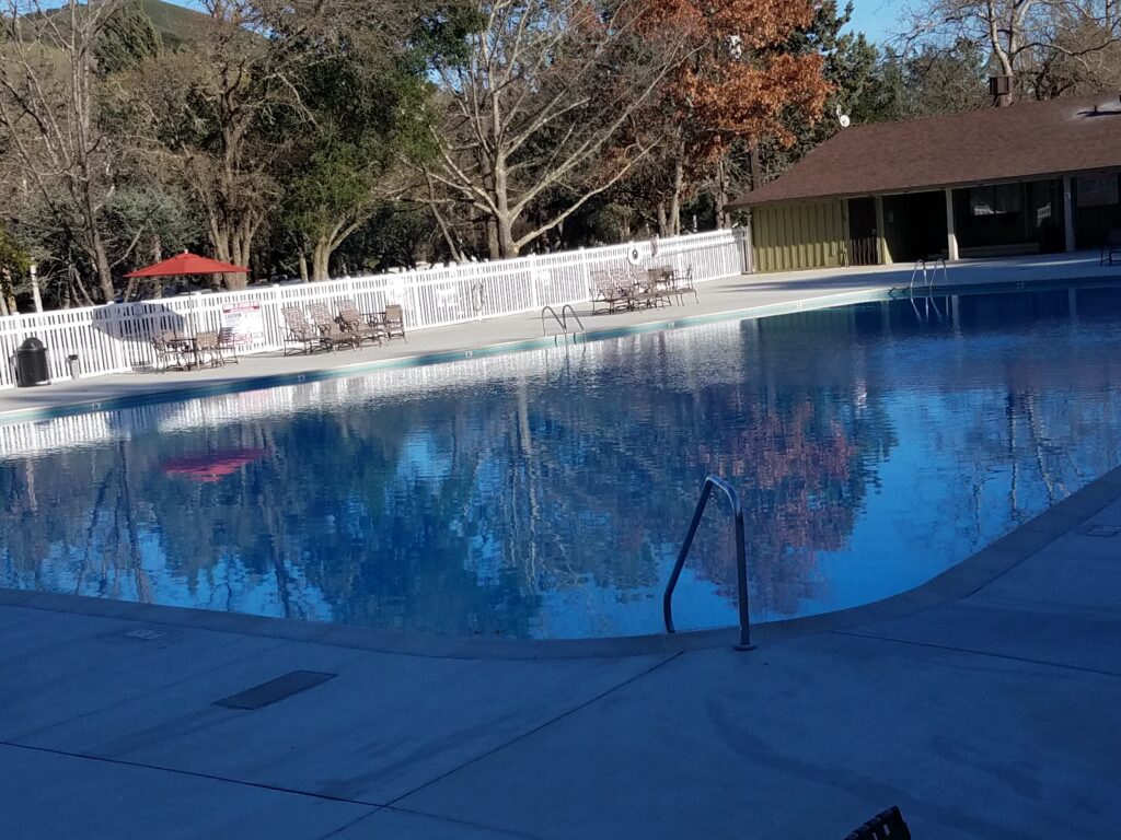 Swimming pool at Morgan Hill RV Resort