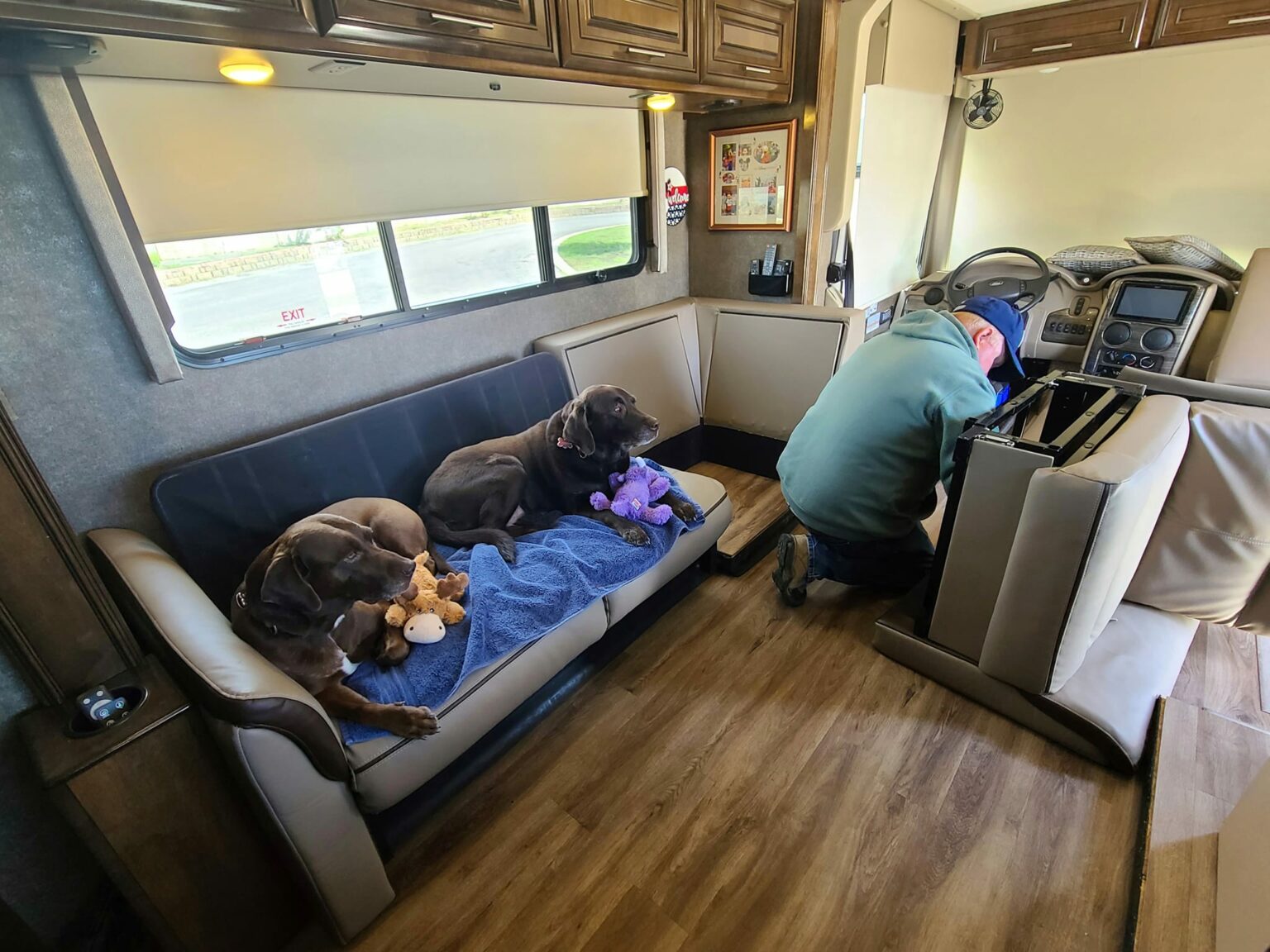 RV Furniture Replacement or Reupholster Go FullTime RVing