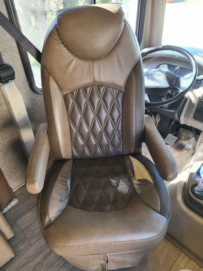 Thor rv deals seat covers