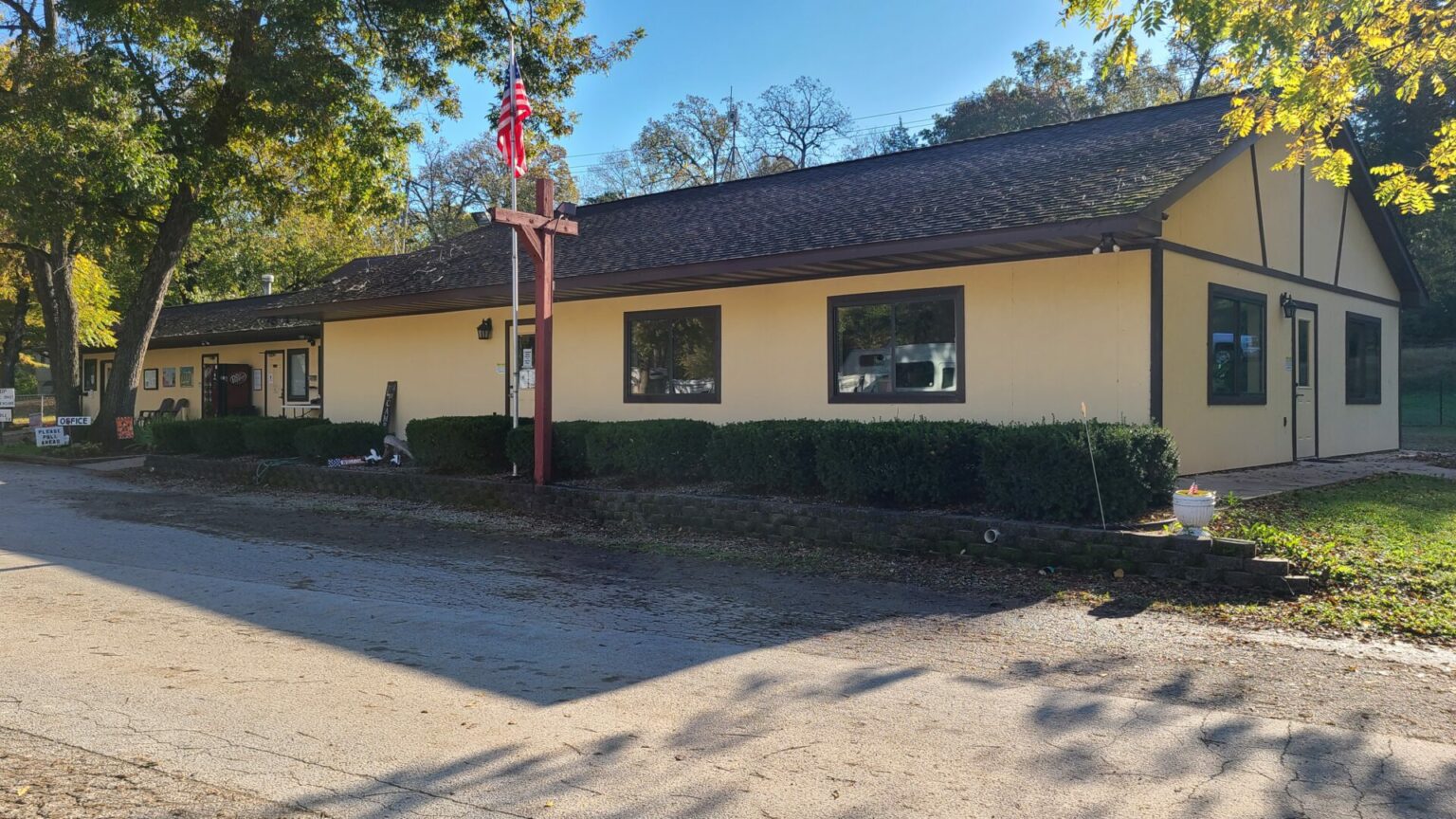 Turkey Creek (Escapees) RV Park Review Hollister, Missouri