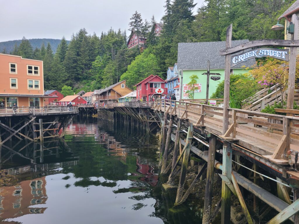 Alaska & Yukon CruiseTour