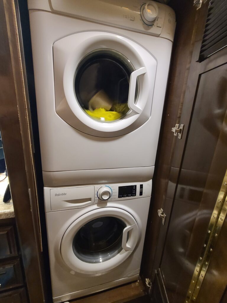 Splendide Stackable Washer and Dryer