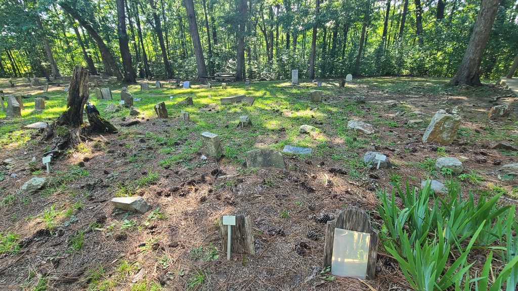 Coon Dog Cemetery grave markers
