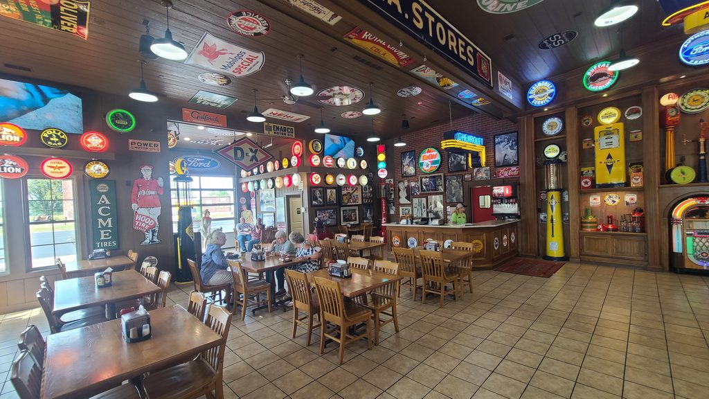 Cammack Station restaurant in Cammack Indiana
