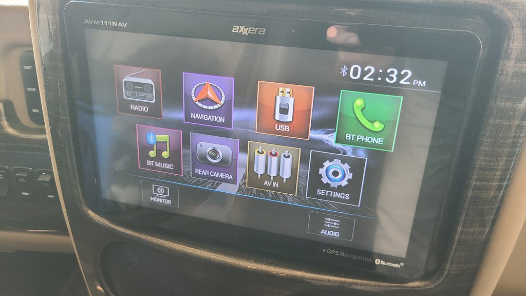 Original Axxera radio