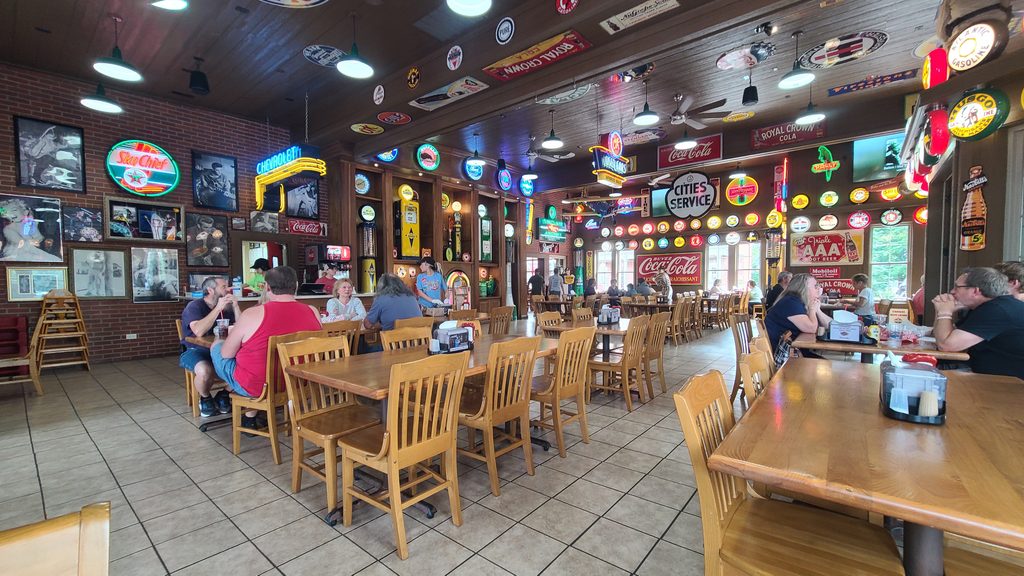 Cammack Station restaurant in Cammack Indiana
