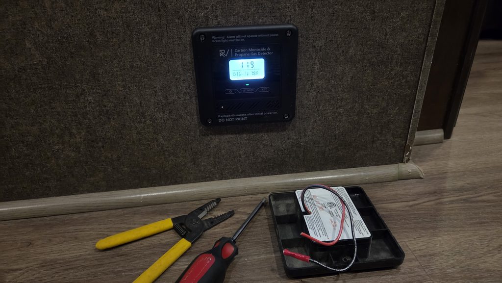 new RV carbon monoxide detector warm up display